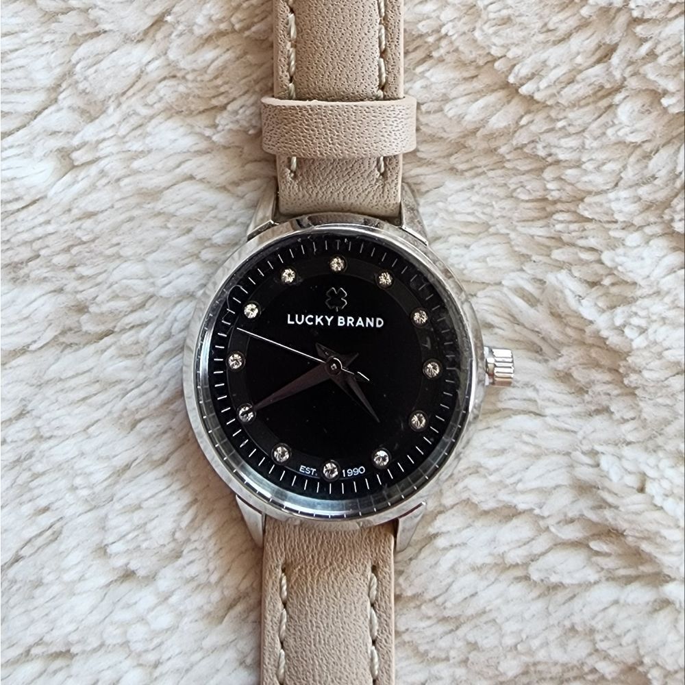 NEW Lucky Brand women's classic watch